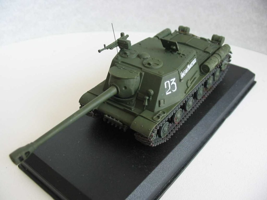 PST 72006 Canon d&amp;#39;assaut automoteur ISU-122S 1/72 – image 5