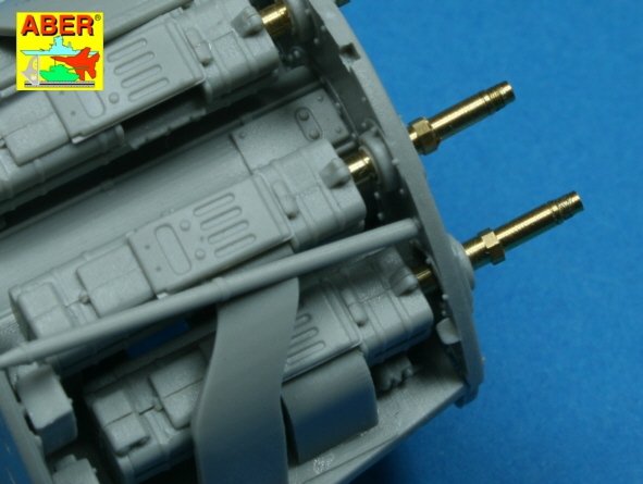 Aber A32010 Set of 2 barrels for German aircraft 30mm machine cannons MK 108 with blast tube 1/32 – immagine 5