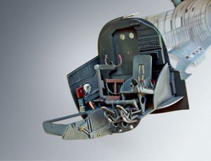 Revell 04696 Heinkel He 111 P (Battle of Britain) 1/32 – immagine 12
