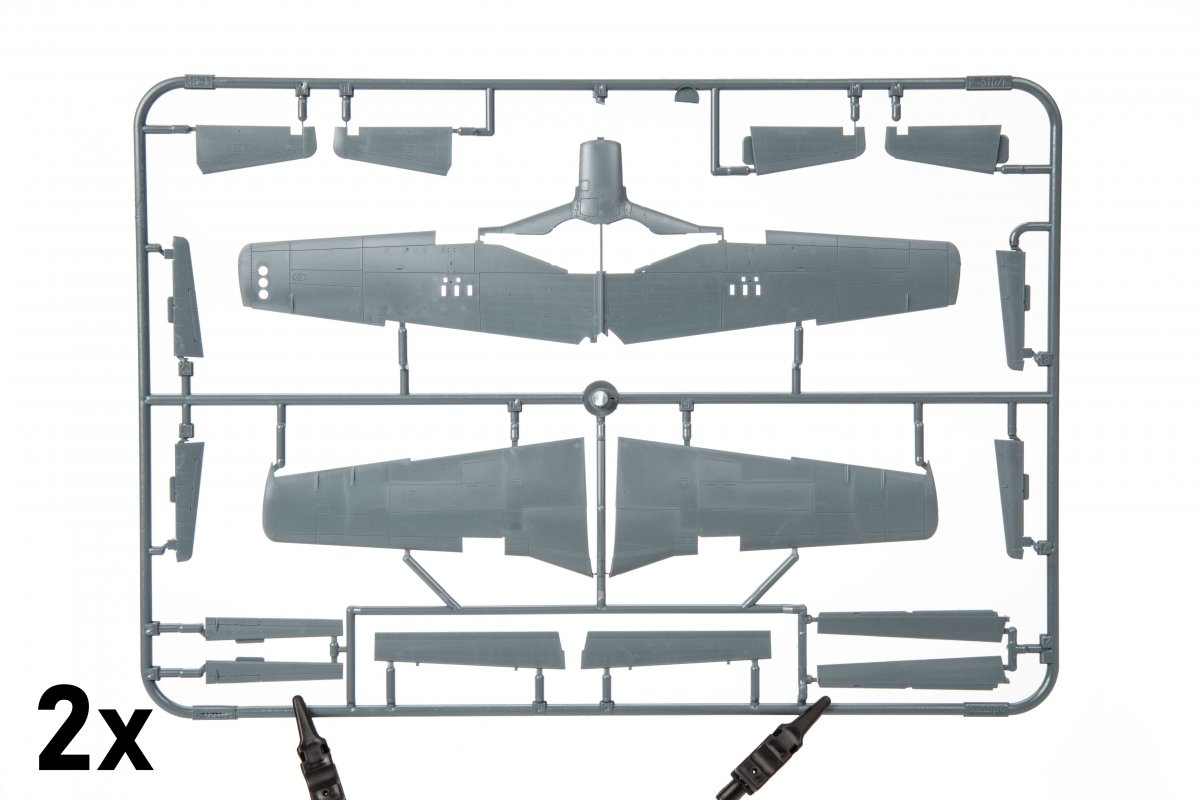 Eduard 11159 RED TAILS &amp;amp; Co. DUAL COMBO 1/48 – immagine 9