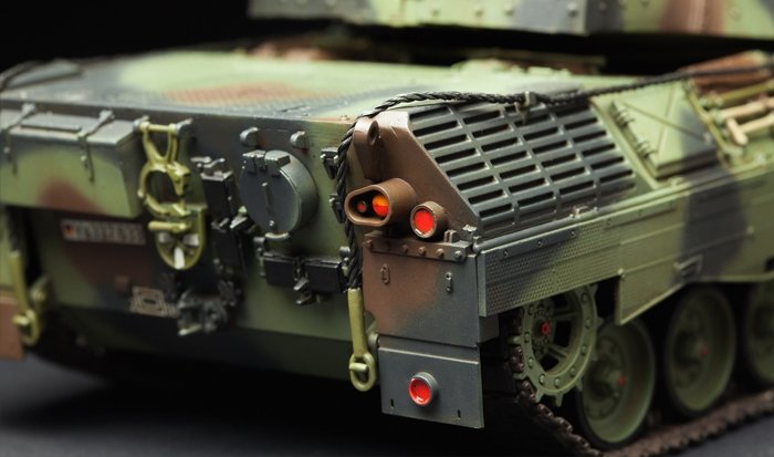 Maquette Meng TS-015 CHAR DE COMBAT PRINCIPAL ALLEMAND LEOPARD 1 A5 (1/35) – image 8