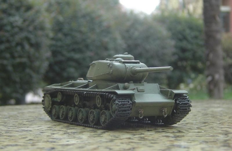 PST 72008 KV-85 Heavy Tank 1/72 – imagen 7