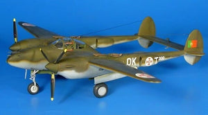 RS Models 92280 P-38G Lightning 1/72 – Bild 2