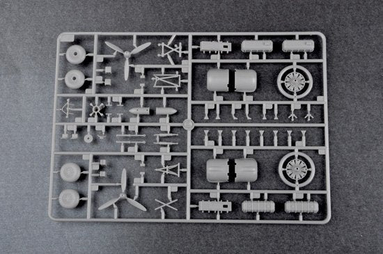 Trumpeter 01638 Focke-Wulf Fw 200C-4 Condor 1/72 – immagine 6