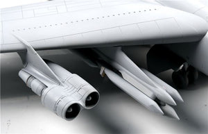 Modelcollect UA72200 B-52H U.S. Stratofortress strategic Bomber 1/72 – immagine 10
