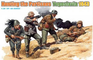 Dragon 6491 Hunting Partisans,1943 1/35