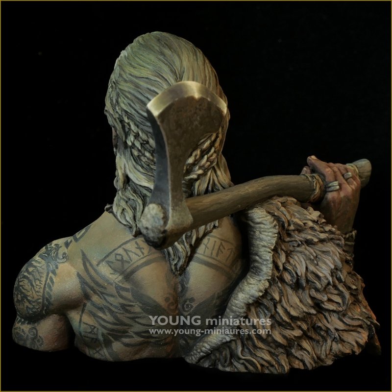 Young Miniatures YH1867 The Birka Viking Warrior 1/10 – image 5