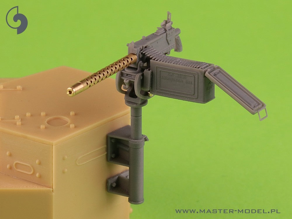Master GM-35-087 Browning M1919 A4 .30 cal (7,62mm) - z uchwytem plot. M20 (używany np. na M3 Stuart) lub z kołyską D7431 (np. M3 Scout Car) 1/35 – immagine 6