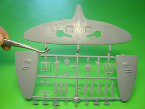 AZ Model AZ7353 Supermarine Spitfire Mk.22 Special 1/72 – Bild 10