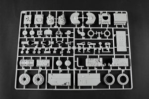 Trumpeter 00948 German Tiger II Heavy Tank - Porsche Turret Early Production 1/16 – immagine 44