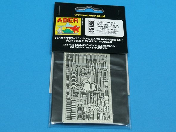 Aber 35A098 German tool holders - early used up to 1943 (new relase) 1/35 – imagen 3