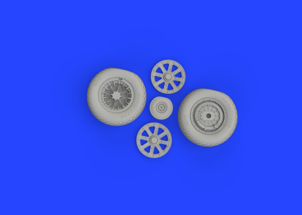 Eduard 648985 F4U wheels MAGIC FACTORY 1/48 – immagine 2