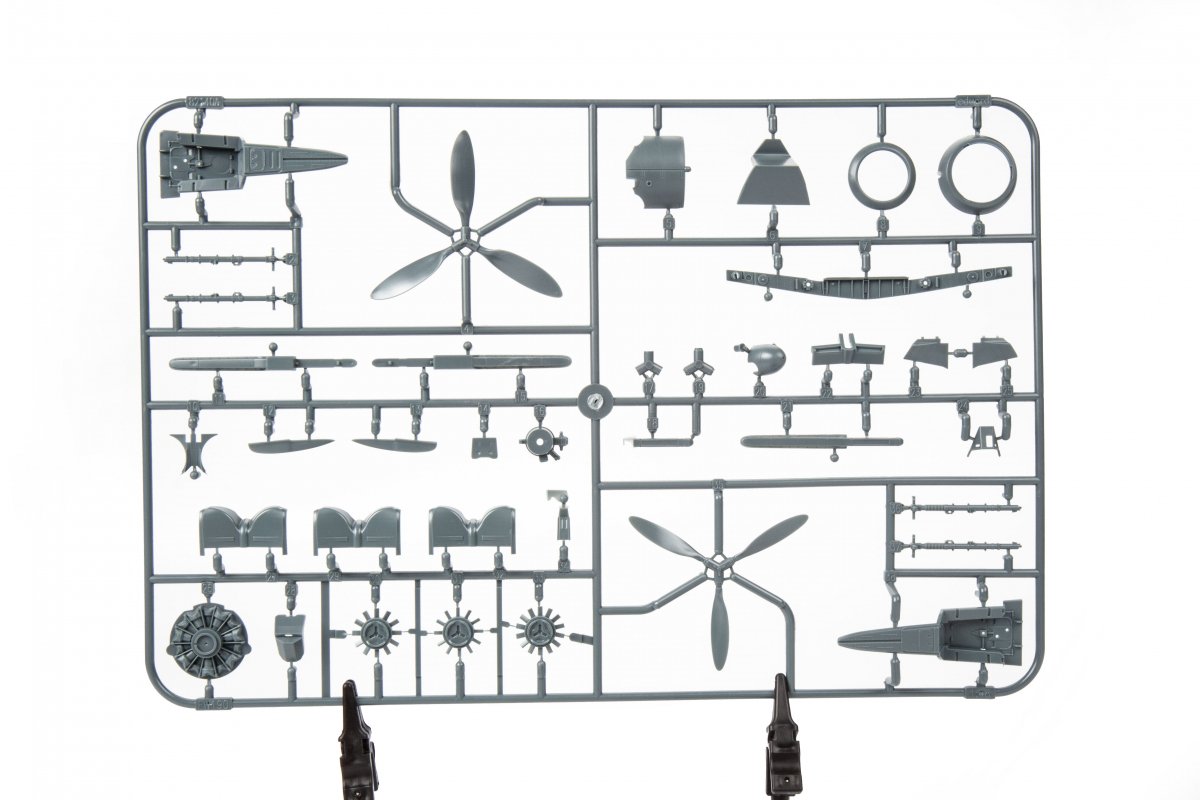 Eduard 82138 Fw 190A-7 ProfiPack Edition 1/48 – image 7