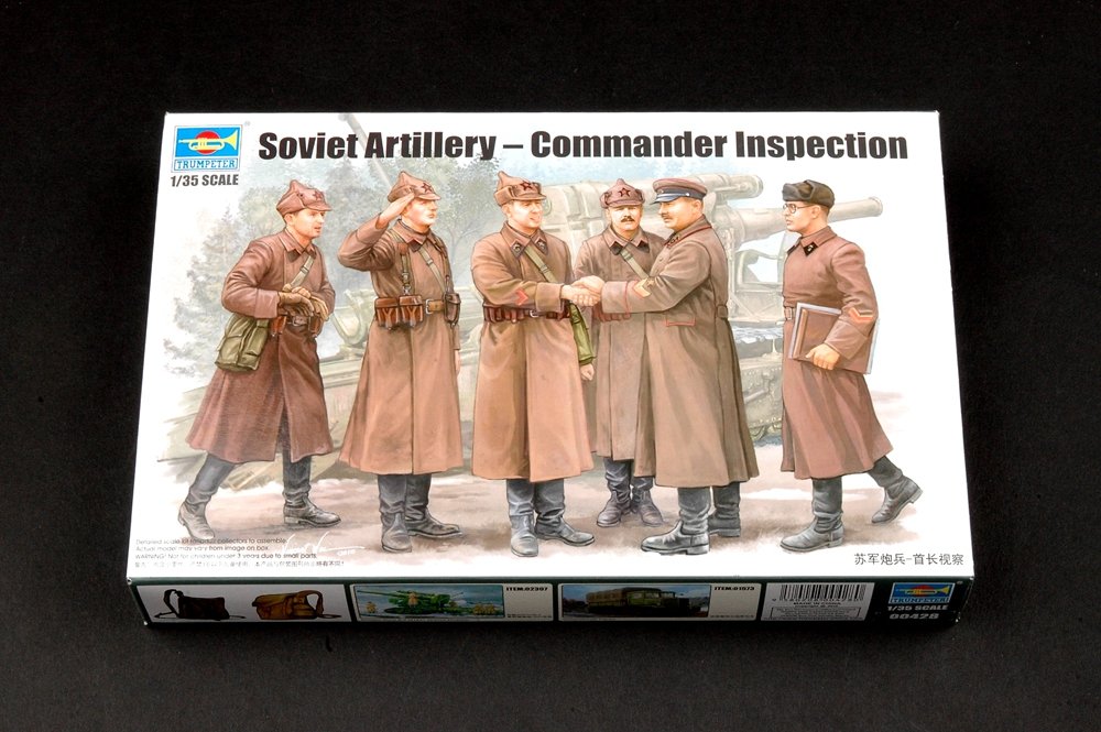Trumpeter 00428 Soviet Artillery - Commander Inspection 1/35 – immagine 3