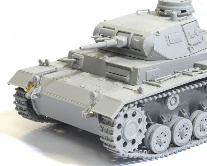 Dragon 6631 Pz.Kpfw. III Ausf. E France 1940 1/35 – immagine 6