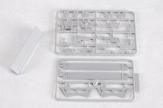 Trumpeter 05720 Russian Navy Slava Class Cruiser Moskva 1/700 – Bild 8