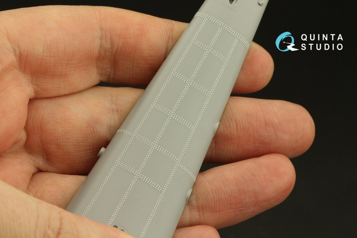 Quinta Studio QRV-034 Triple riveting rows (rivet size 0.25 mm, gap 1.0 mm, suits 1/24 scale), White color, total length 3.2 m/10.5 ft – Bild 5