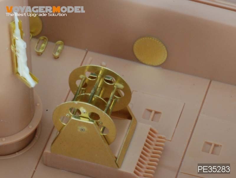 Voyager Model PE35283 WWII German Land-Wasser-Schlepper Amphibious Tractor Mid Production for BRONCO 35015 1/35 – zdjęcie 2