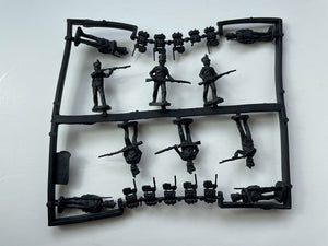 Hat 8335 Napoleonic Hungarian Infantry (in Action - 40 figures) 1/72