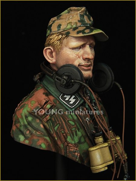Young Miniatures YM1851 German WAFFEN SS Panzer Officer WWII 1/10 – immagine 7