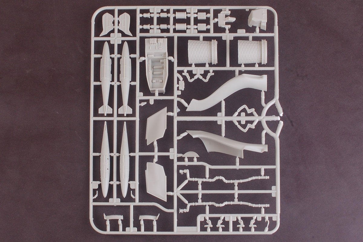 Kitty Hawk 80132 F-35C Lighting II 1/48 – immagine 9