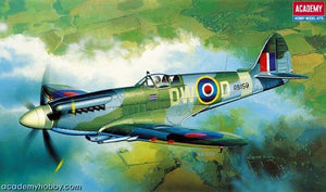Academy 12484 SPITFIRE Mk.XIV C 1/72(2130)