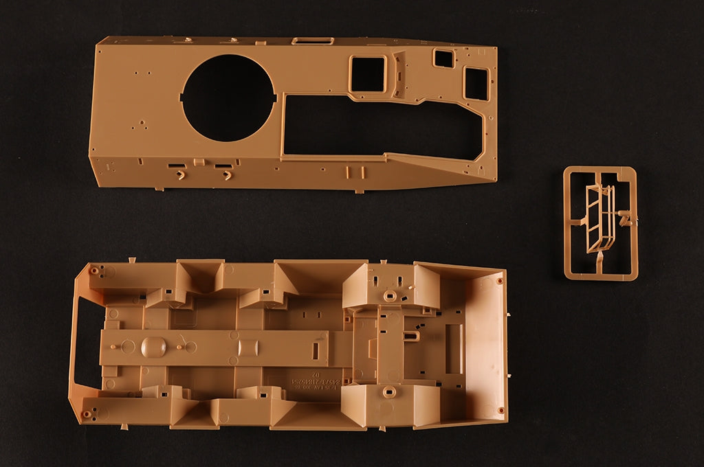 Hobby Boss 84573 LAV300 90mm Cockerill Gun 1/35 – immagine 6
