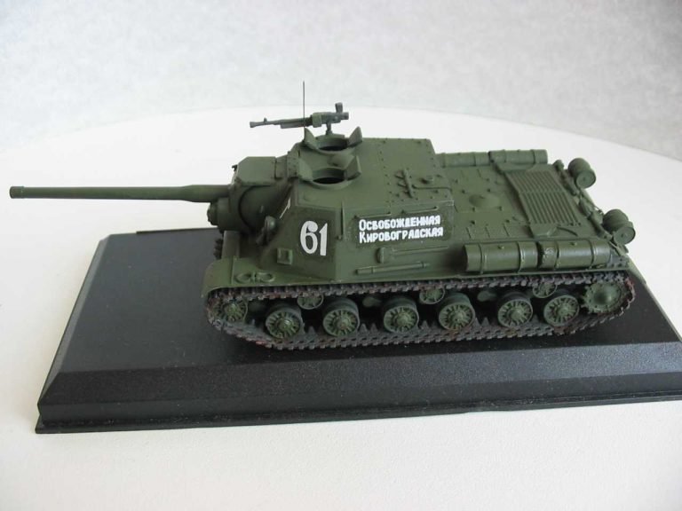 PST 72005 Self-propelled assault gun ISU-122 1/72 – immagine 4