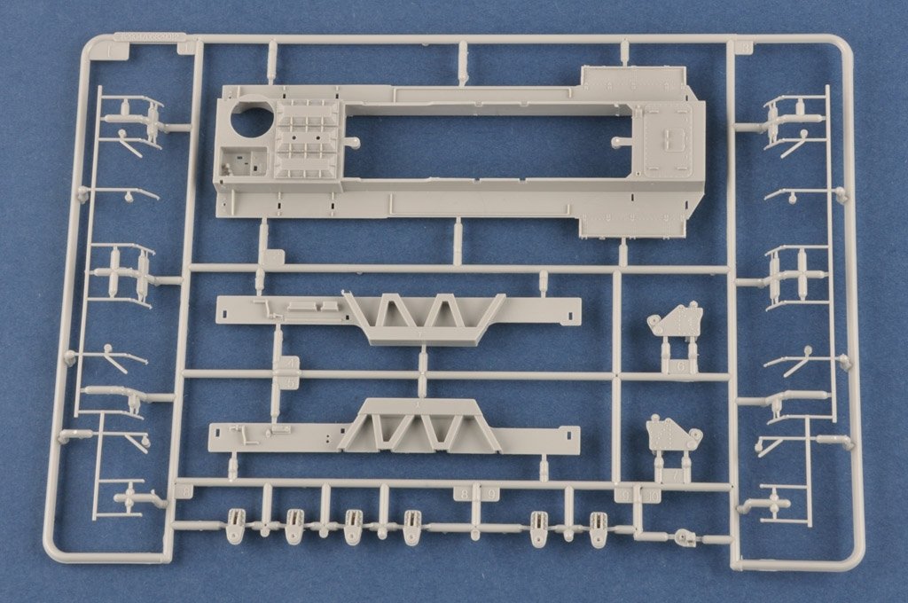 Hobby Boss 82961 German KARL-Geraet 040/041 on Railway Transport Carrier 1/72 – Bild 7
