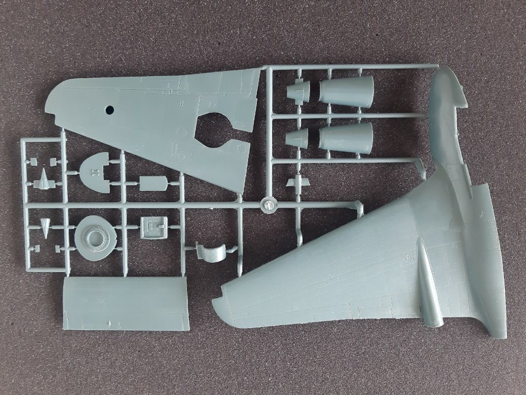 Infinity Models INF3203 DH-100 VAMPIRE F MK.3 1/32 – Bild 5