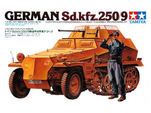 Tamiya 35115 SDKFZ 250/9 allemand (1/35)