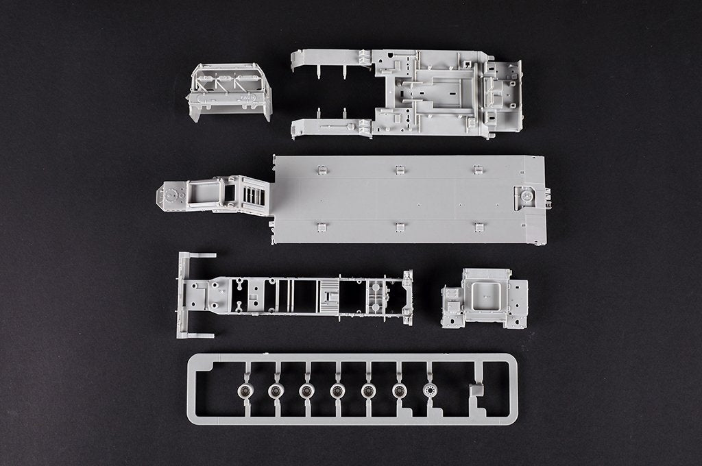 Trumpeter 07196 Slt-56 Tractor with 56t Semi Trailer 1/72 – zdjęcie 6
