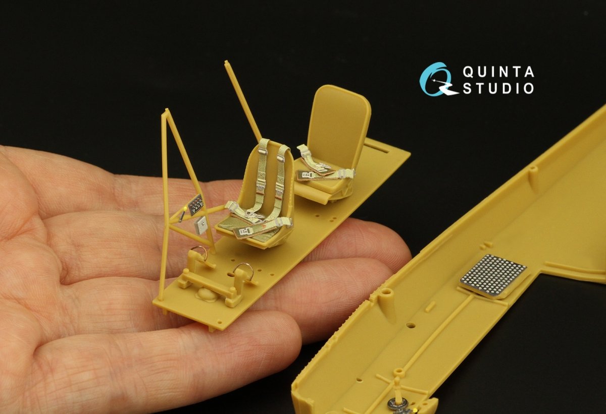 Quinta Studio QD35072 Fi 156C 3D-Printed &amp;amp; coloured Interior on decal paper (Hobby Boss (ex-Tristar)) 1/35 – immagine 7