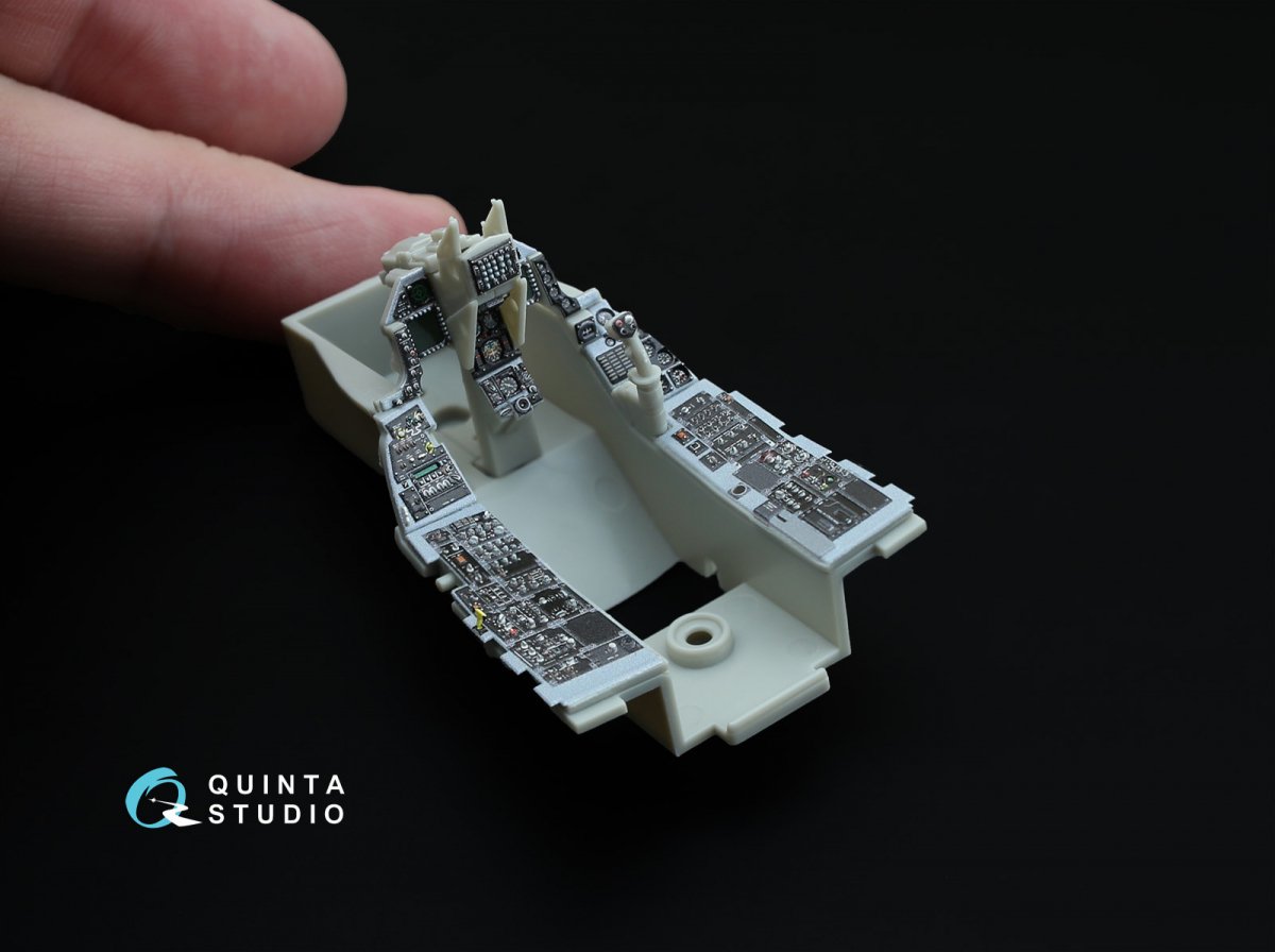 Quinta Studio QDS-32003 F-16C 3D-Printed &amp;amp; coloured Interior on decal paper ( Tamiya ) (small version) 1/32 – Bild 3