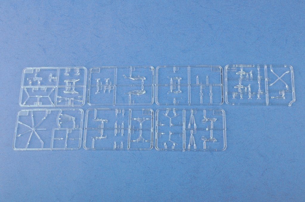 Hobby Boss 83408 USS Iwo Jima LHD-7 1/700 – Bild 9