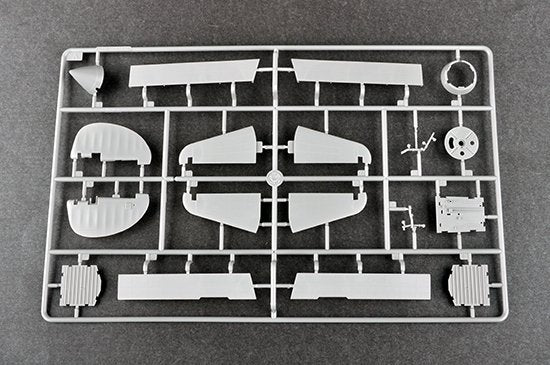 Trumpeter 03227 P-40F War Hawk 1/32 – zdjęcie 5
