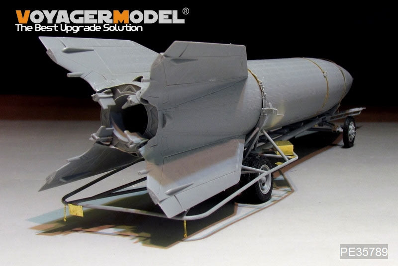 Voyager Model PE35789 WWII Hanomag SS100 Military Car w/V2 Rocket Transporter For TAKOM 2110 1/35 – immagine 9