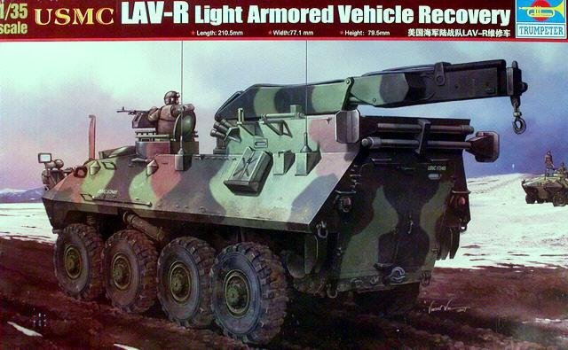 Trumpeter 00370 USMC LAV-R Light Armored Vehicle Recovery 1/35