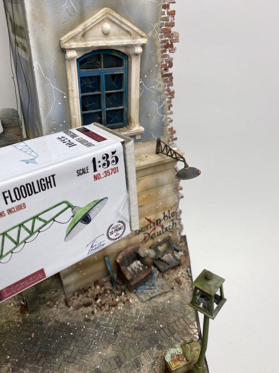 RT-Diorama 35025 Diorama-Base: German Town House 1/35 – immagine 6