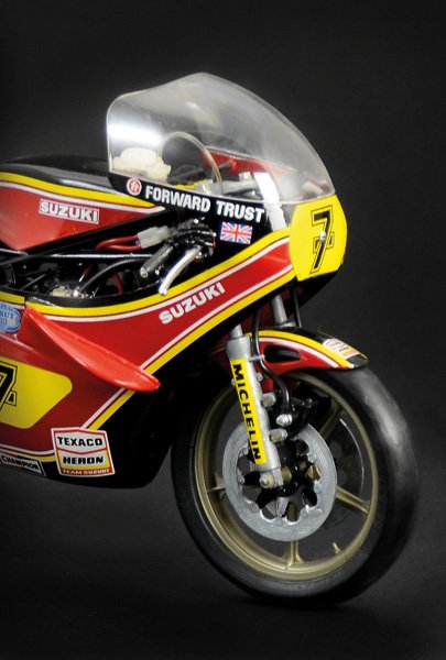 Italeri 4644 Suzuki RG 500 XR27 1/9 – Bild 4