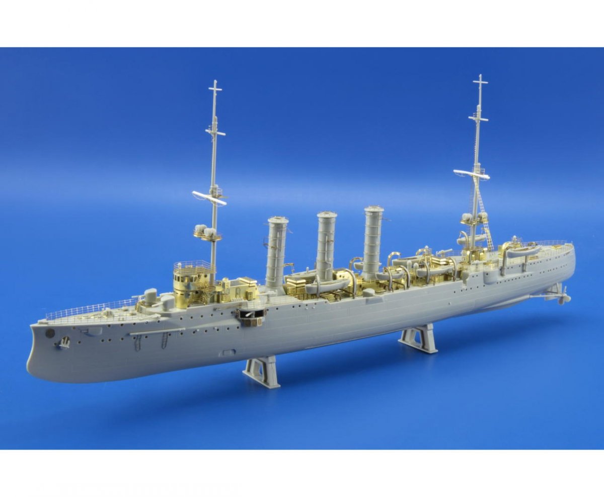 Eduard 53114 SMS Emden partie 1 REVELL 1/350 – image 3