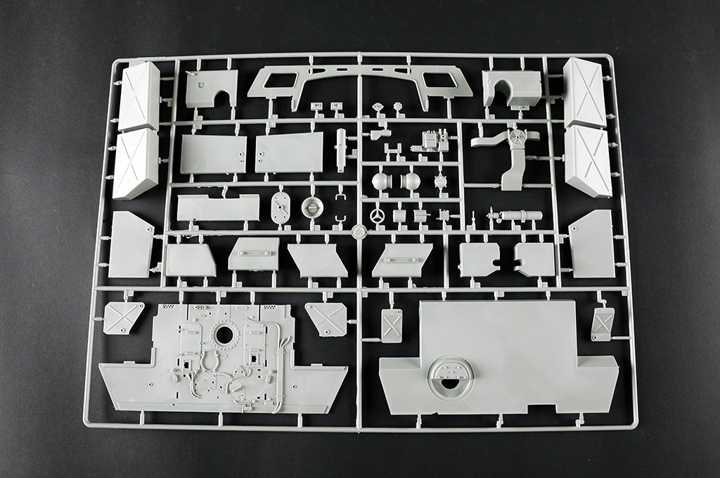 Trumpeter 00948 German Tiger II Heavy Tank - Porsche Turret Early Production 1/16 – immagine 36