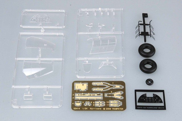 Trumpeter 02416 HURRICANE Mk.IIC/TROP 1/24 – image 5