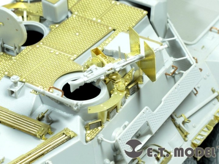 ET Modèle E35-061 B1 « Centauro » italien Version tardive (3e série) Mitrailleuse (Pour TRUMPETER 00388) (1/35) – image 3