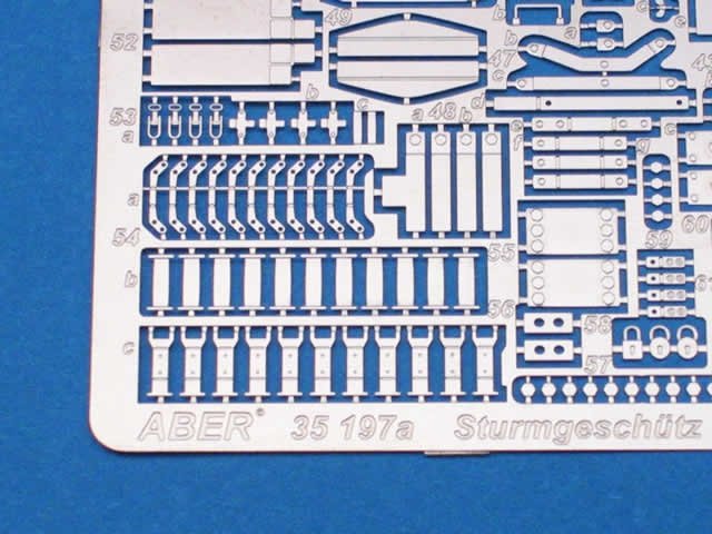 Aber 35197 German anti-tank self proppeled gun Sturmgeschütz III, Ausf.B (Sd.Kfz. 142) - vol.1 - basic set 1/35 – immagine 2