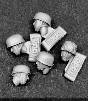 RADO Miniatures RDM35H06 Heads w/FJ hemetes set 2 1/35 – immagine 2