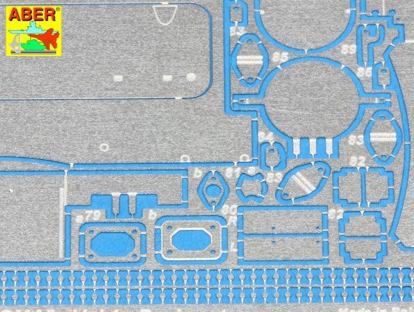 Aber 35253 Iraqi Medium Tank T-55 ENIGMA - vol.1 - basic set 1/35 – imagen 8